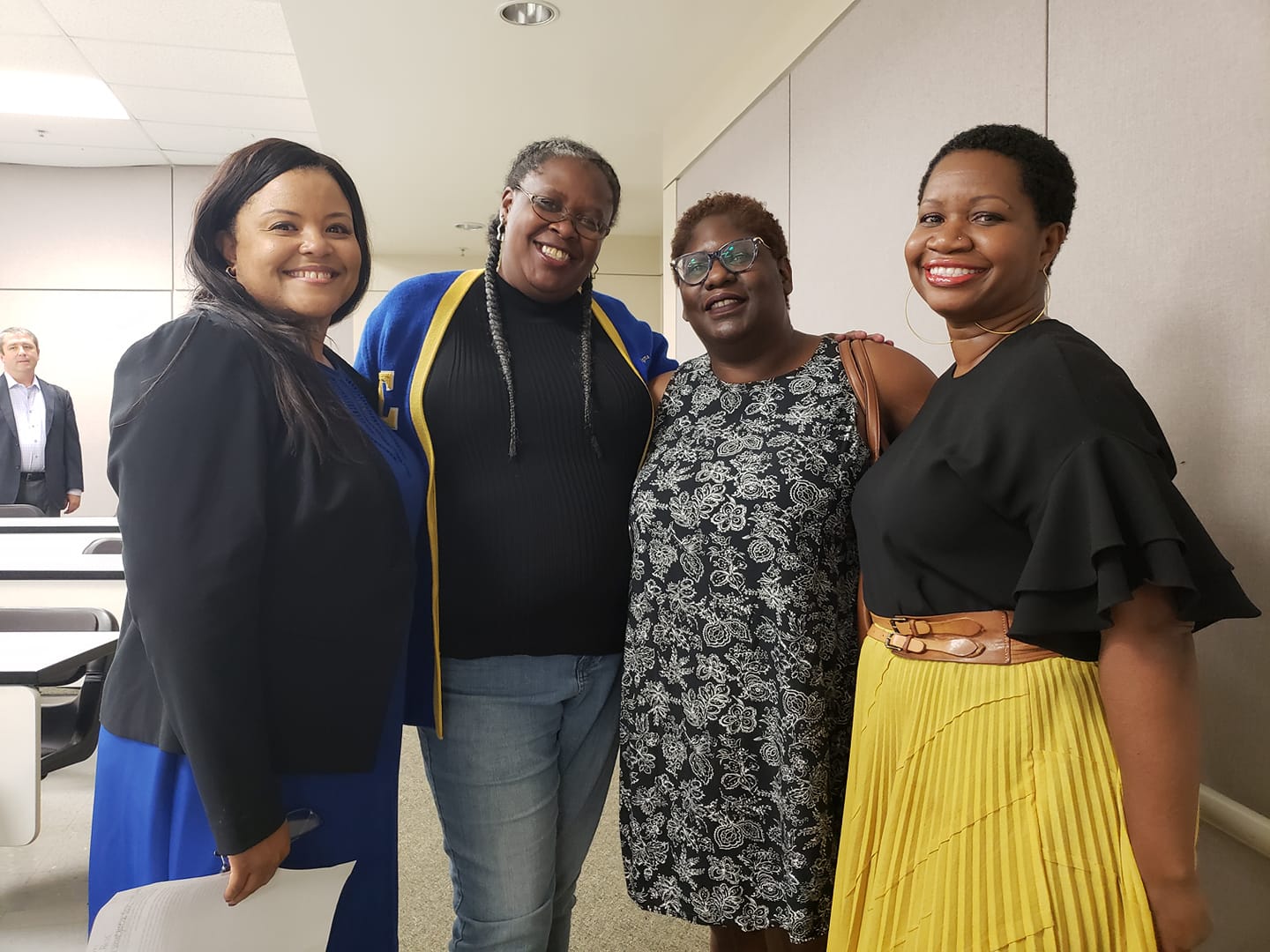 43743590_10156342385716348_3476324393120956416_o